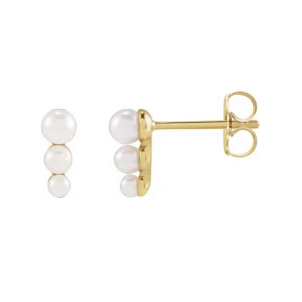 14K Graduated Cultured White Freshwater Pearl Earrings
